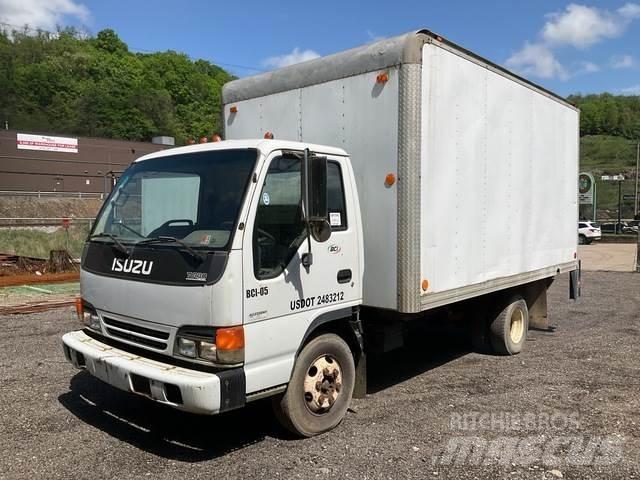 Isuzu NPR Camiões de caixa fechada