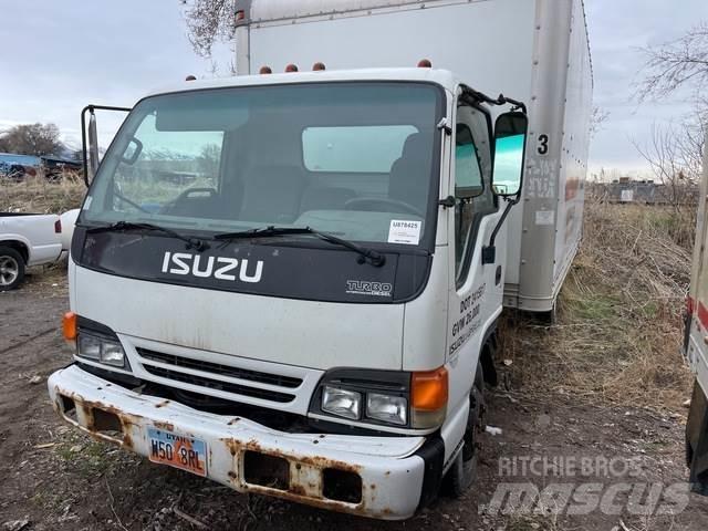 Isuzu NPR Camiões de caixa fechada