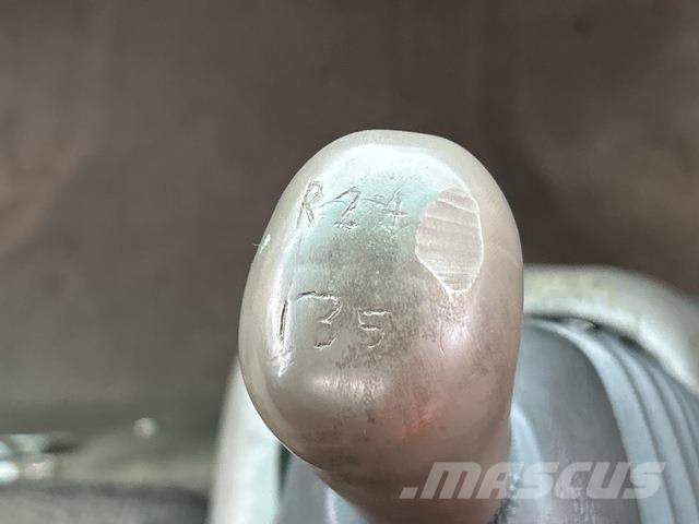 Isuzu NPR 350 Camiões basculantes