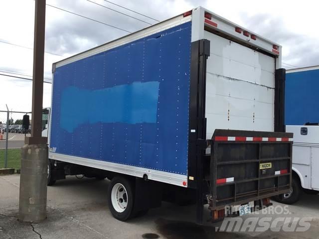 Isuzu NQR Camiões de caixa fechada