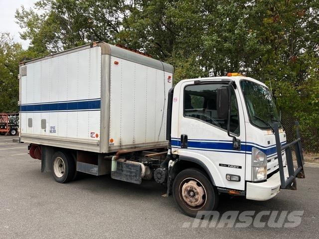 Isuzu NQR Camiões de caixa fechada