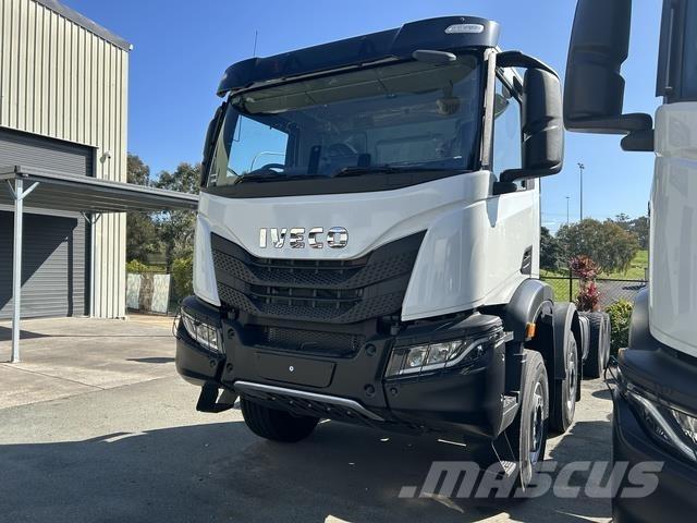 Iveco T Way Camiões de chassis e cabine
