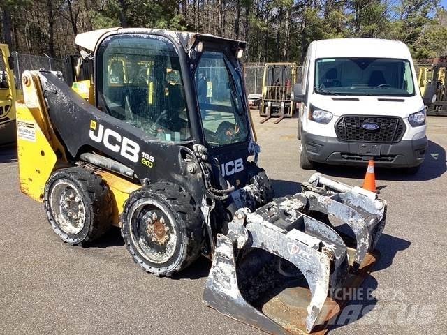 JCB 155 Carregadoras de direcção deslizante