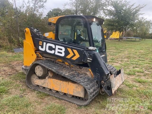 JCB 3TS-8T Carregadoras de direcção deslizante