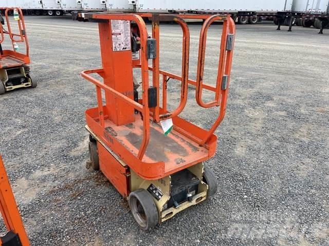 JLG 1230ES Plataformas de Mastro Vertical