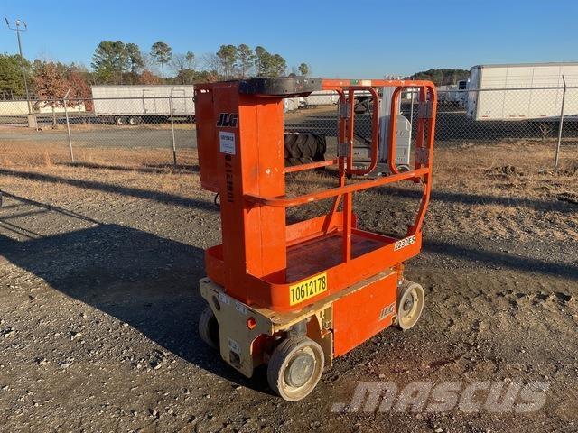 JLG 1230ES Plataformas de Mastro Vertical