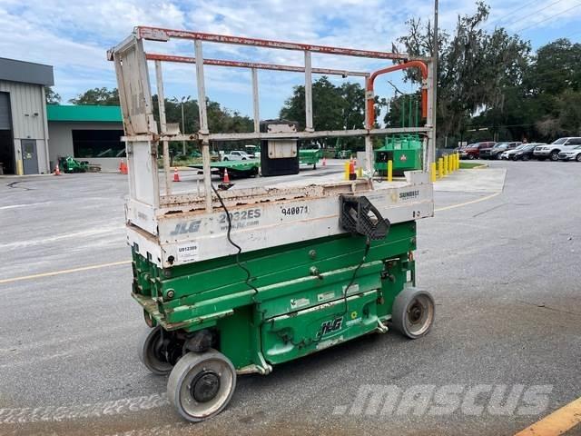 JLG 2032ES Elevadores de tesoura