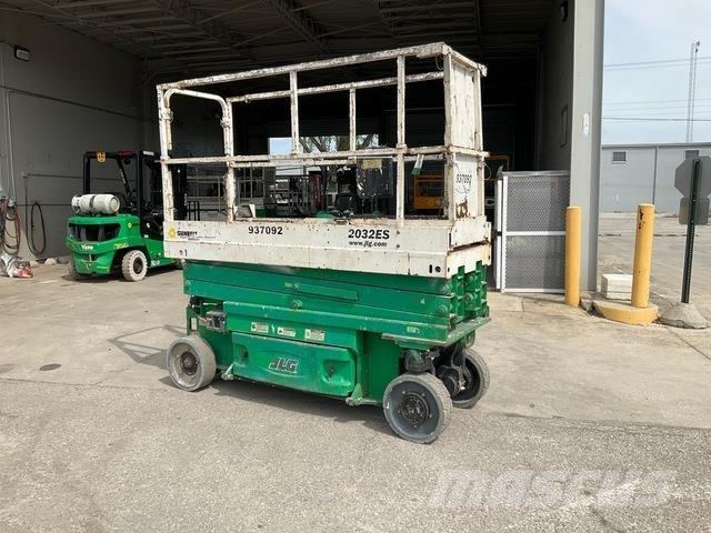 JLG 2032ES Elevadores de tesoura