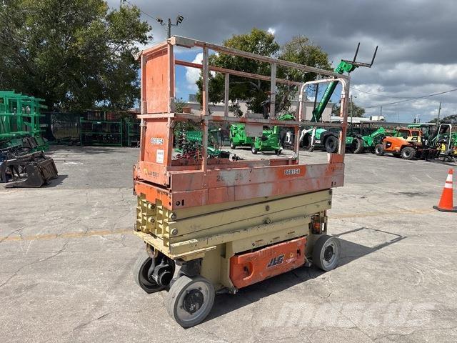 JLG 2032ES Elevadores de tesoura
