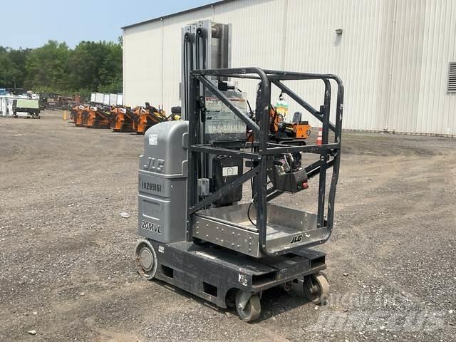 JLG 20MVL Plataformas de Mastro Vertical
