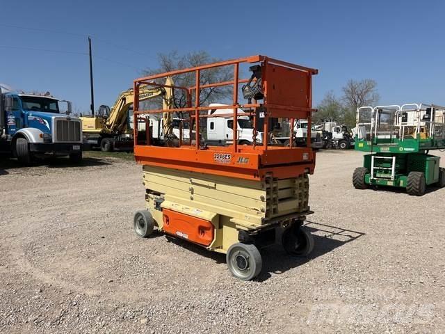 JLG 3246ES Elevadores de tesoura