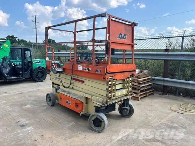 JLG 3246ES Elevadores de tesoura