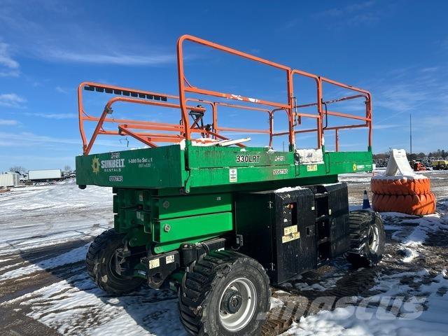 JLG 330LRT Elevadores de tesoura