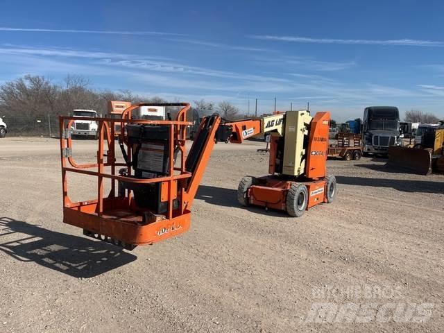 JLG E300 AJP Elevadores braços articulados