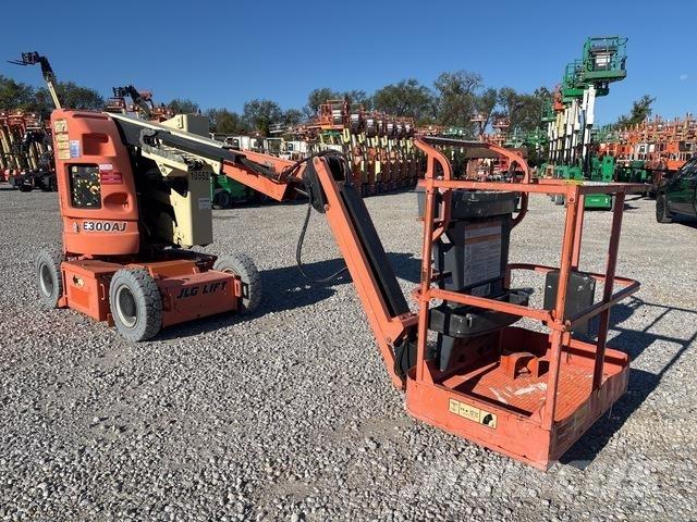 JLG E300AJ Elevadores braços articulados