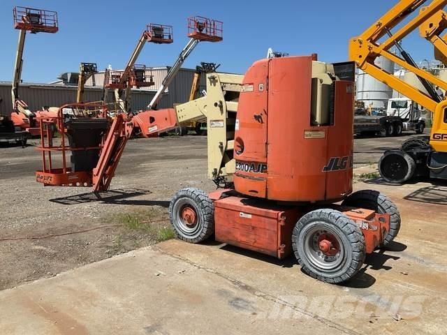JLG E300AJP Elevadores braços articulados
