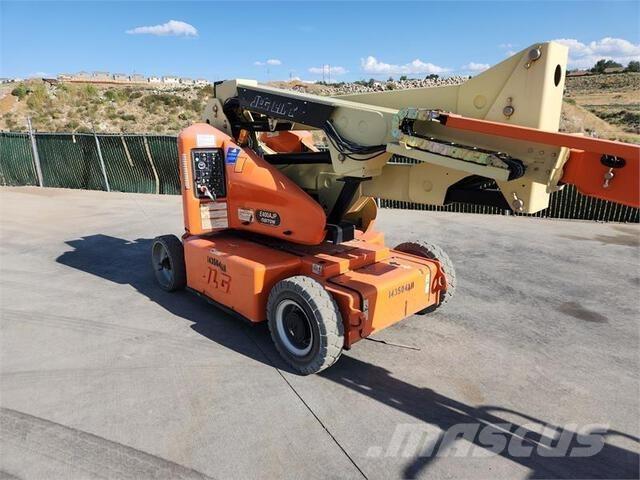 JLG E400AJP Elevadores braços articulados