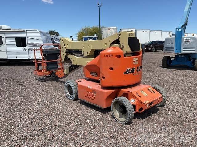 JLG E400AN Elevadores braços articulados