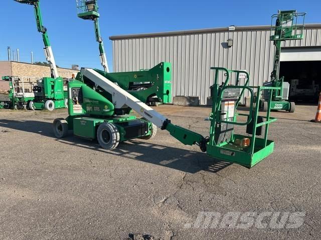 JLG E400AN Elevadores braços articulados