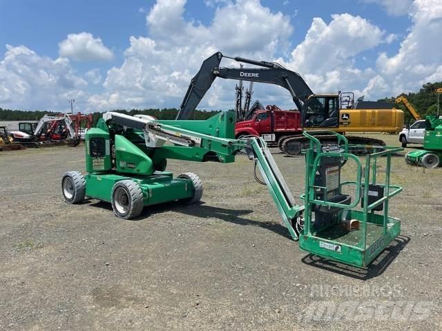 JLG E450AJ Elevadores braços articulados