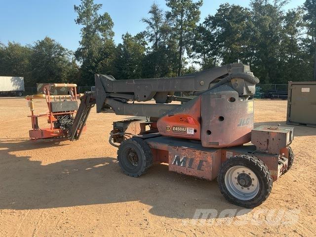 JLG E450AJ Elevadores braços articulados