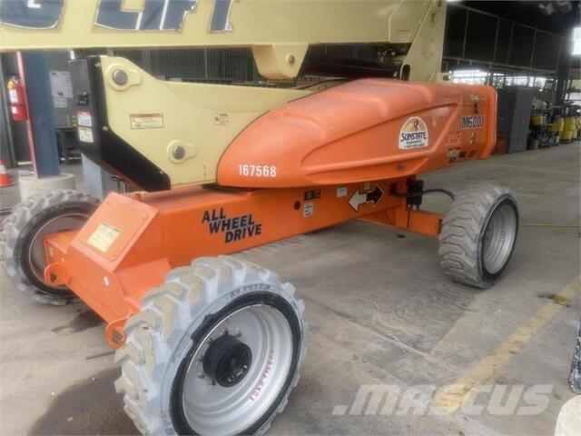 JLG M600J Elevadores braços articulados