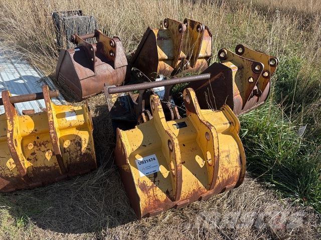 John Deere  Baldes