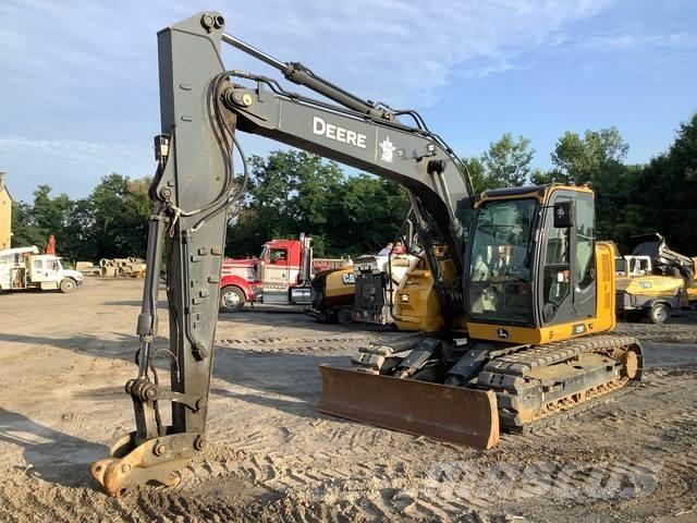 John Deere 135 Escavadoras de rastos