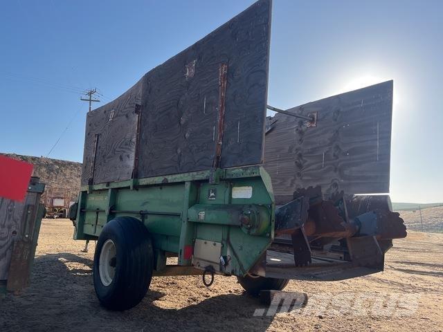 John Deere 450 Espalhadores de estrume