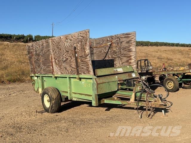 John Deere 450 Espalhadores de estrume