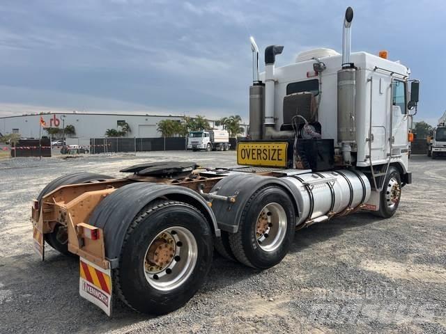 Kenworth K104 Tractores (camiões)