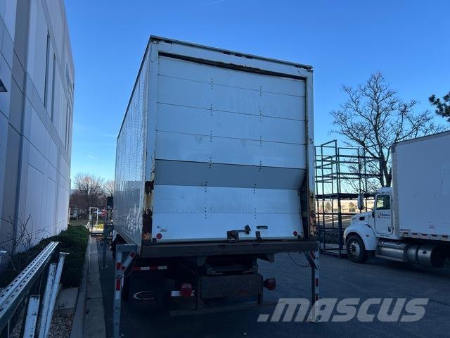 Kenworth T270 Camiões de caixa fechada