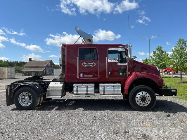 Kenworth T300 Tractores (camiões)
