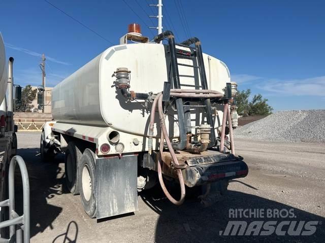 Kenworth T300 Auto-tanques