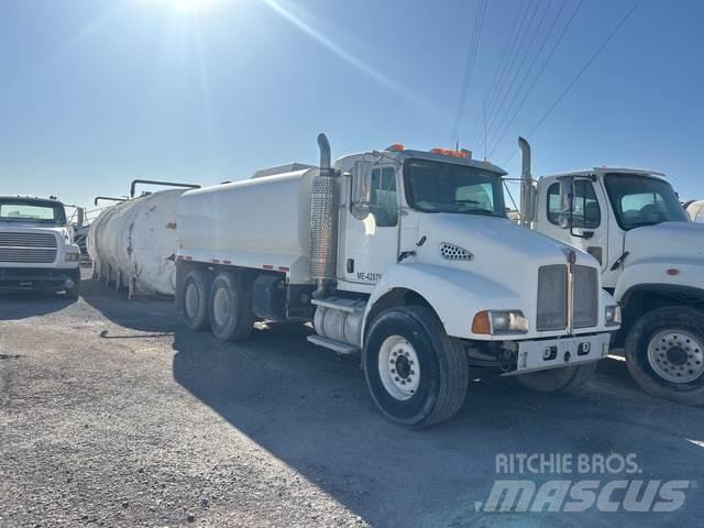 Kenworth T300 Auto-tanques