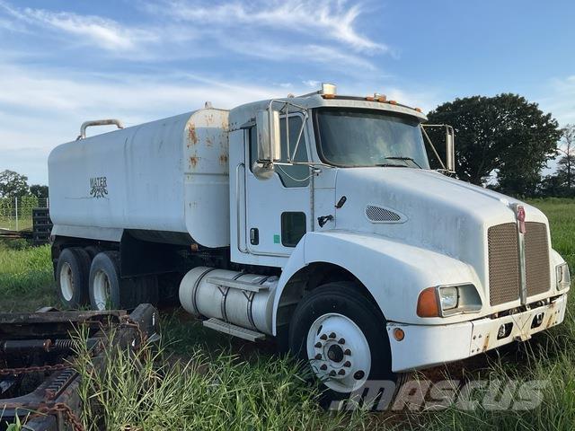 Kenworth T300 Auto-tanques