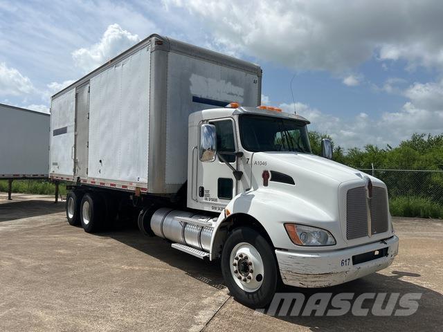 Kenworth T370 Camiões de caixa fechada