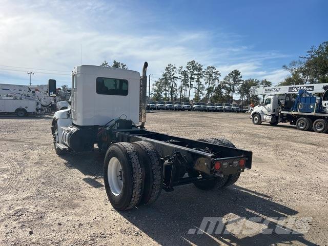 Kenworth T370 Cabines e interior