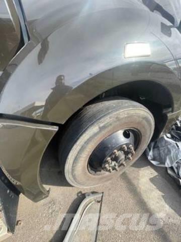 Kenworth T680 Tractores (camiões)