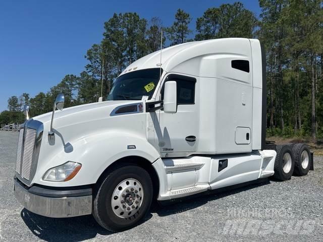 Kenworth T680 Tractores (camiões)