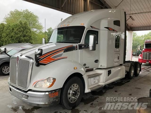 Kenworth T680 Tractores (camiões)