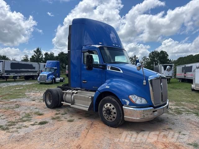 Kenworth T680 Tractores (camiões)