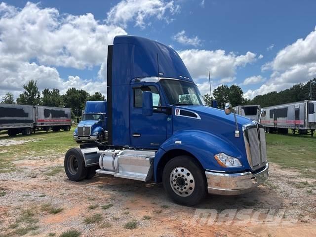 Kenworth T680 Tractores (camiões)