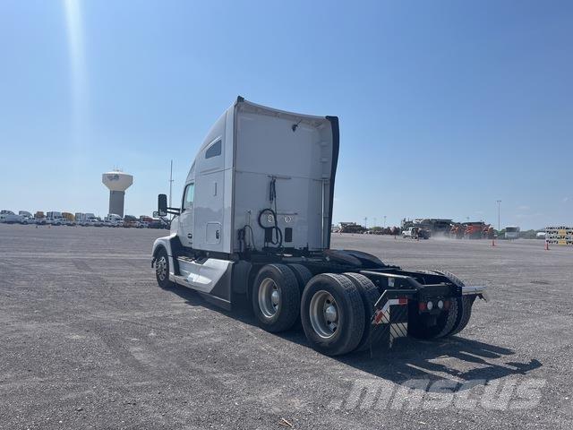 Kenworth T680 Tractores (camiões)