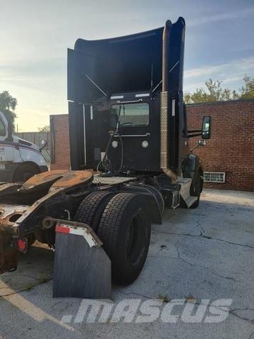 Kenworth T680 Tractores (camiões)