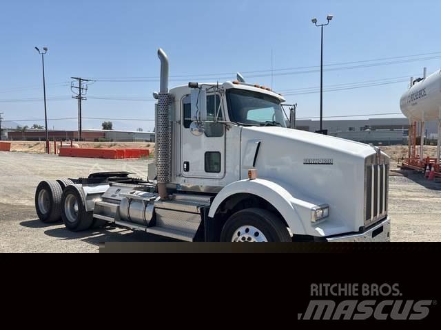 Kenworth T800 Tractores (camiões)