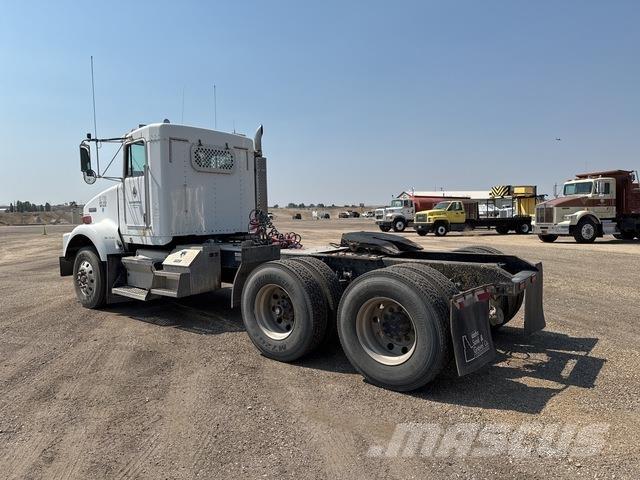 Kenworth T800B Tractores (camiões)