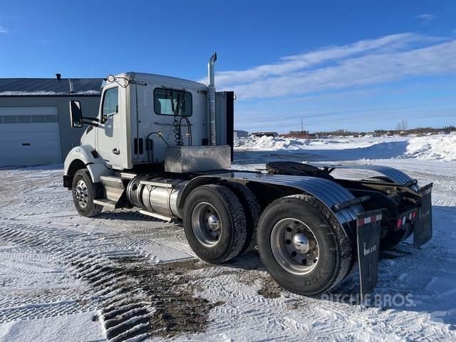 Kenworth T880 Tractores (camiões)