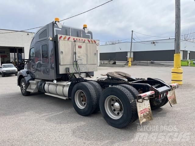 Kenworth T880 Tractores (camiões)