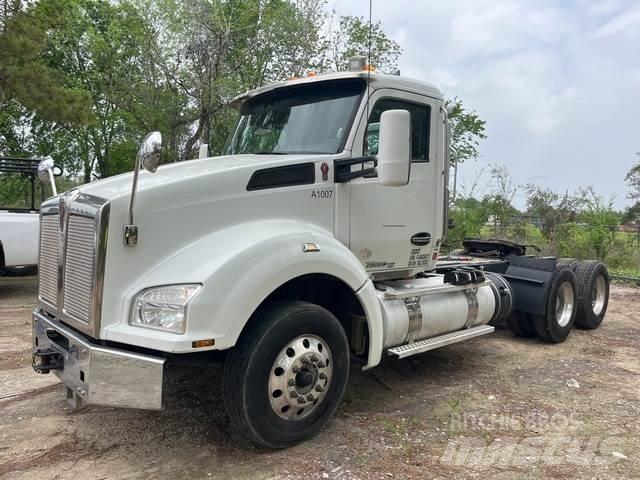 Kenworth T880 Tractores (camiões)